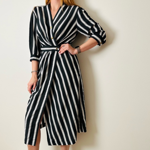 Sandro Dresses & Skirts - Sandro Carl Black and White Wrap Striped 3/4 Sleeve Midi Dress